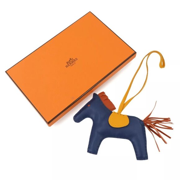 HERMES Rodeo MM Bag Charm Agneau Milo Bleu de Malte Polnarine 90271018 - Picture 1 of 6